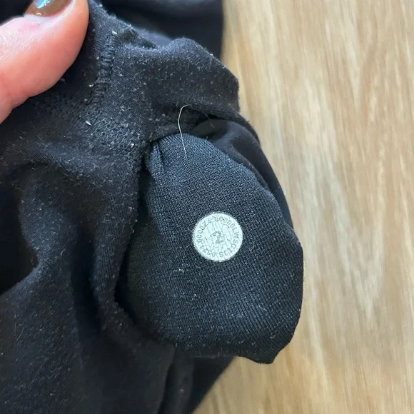 Lululemon black align leggings - Picture 4 of 5